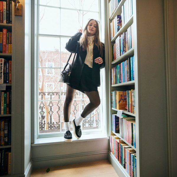 Austin Lift Suede Stud - Black